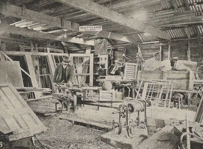 File:Circle Street Alex Fyle 1918.jpg