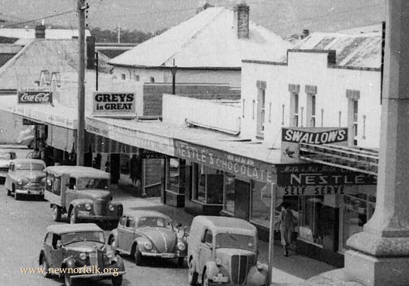 File:High Street 03 1950s.jpg